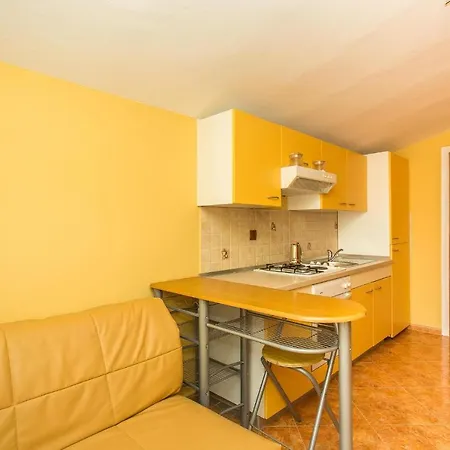 Nada Guest house Palit