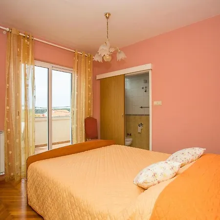 Nada Guest house Palit