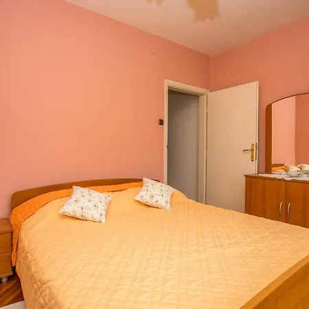 Nada Guest house Palit
